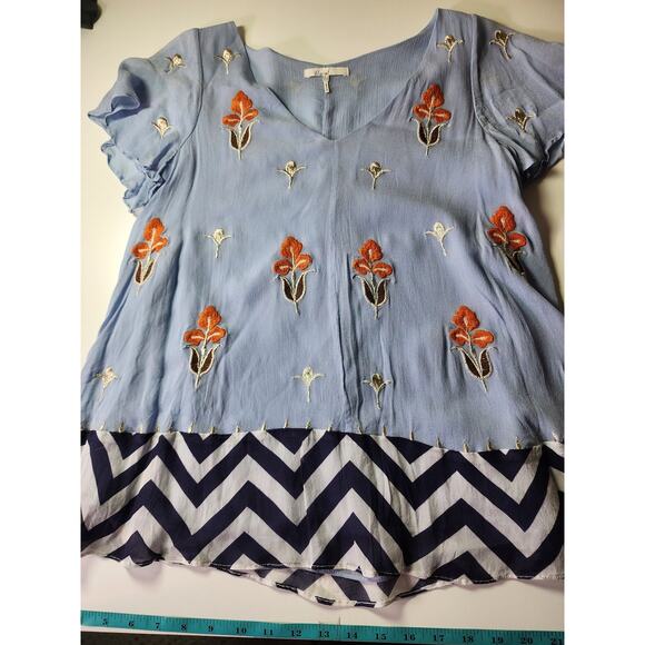 ANTHROPOLOGIE FLOREAT Blue Floral Embroidered Boho Hippie Lightweight Top SZ 2 - Picture 5 of 8